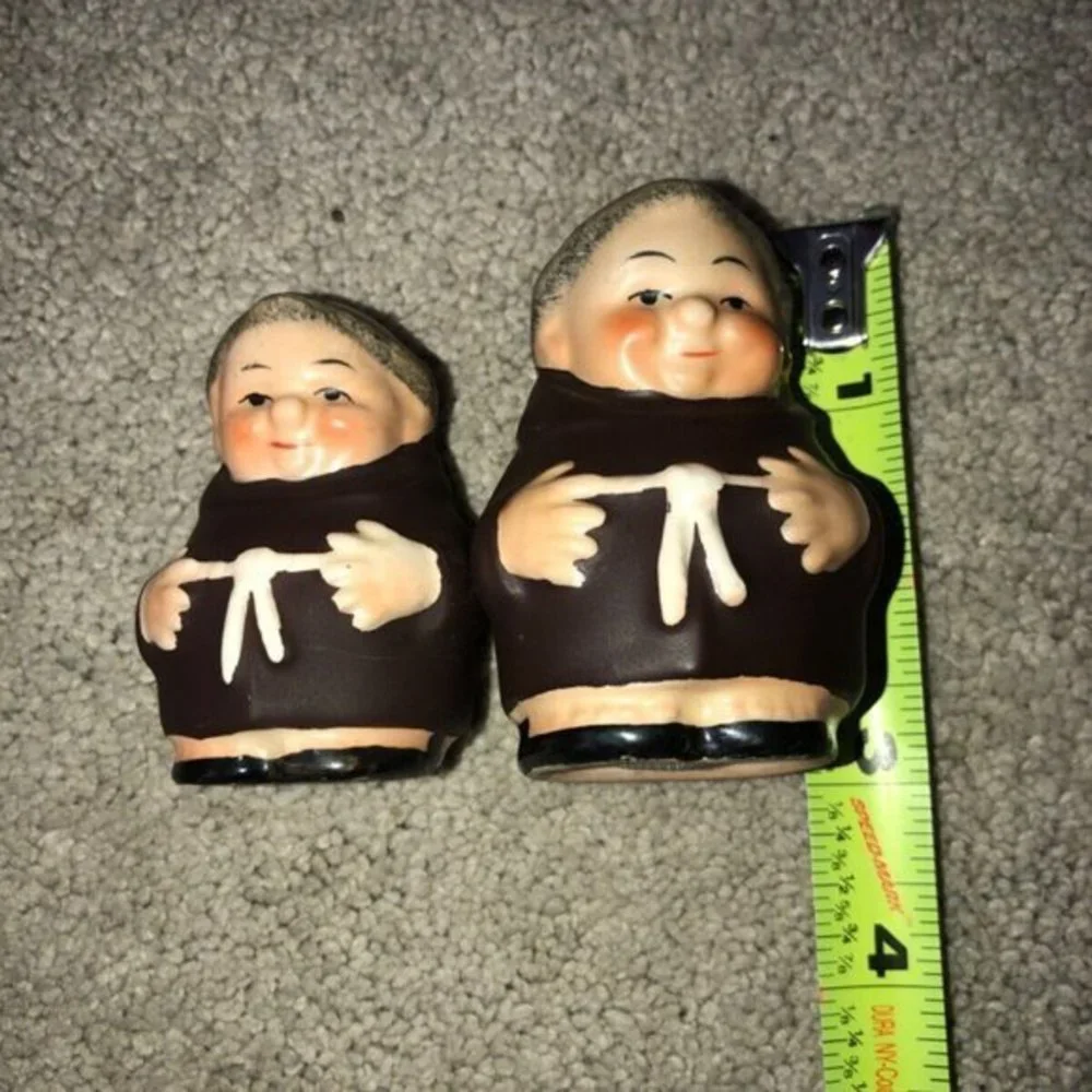 Vintage Goebel‎ Hummel Germany Friar Tuck Monk Salt Pepper Shakers Set ( 2)